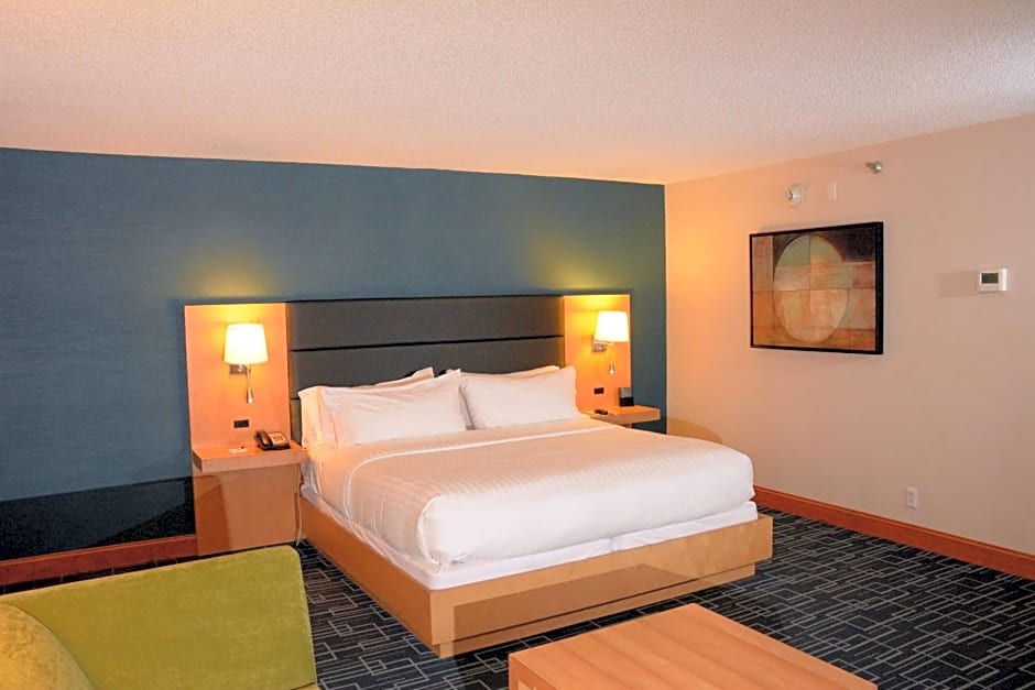 Holiday Inn Express Stamford, an IHG Hotel