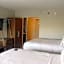Holiday Inn Express & Suites Wapakoneta By IHG