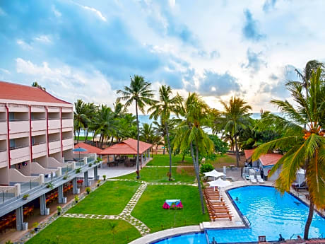 Paradise Beach Hotel