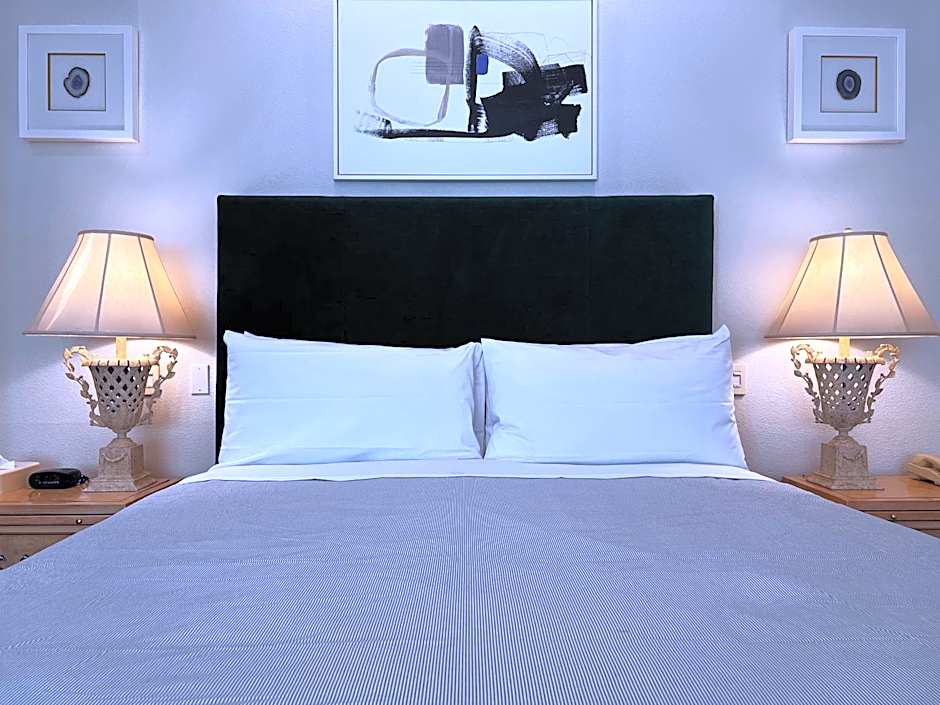 Sterling Hotel