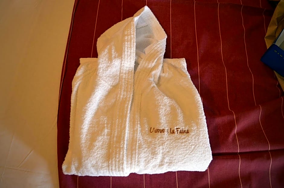 L'uovo e la faina