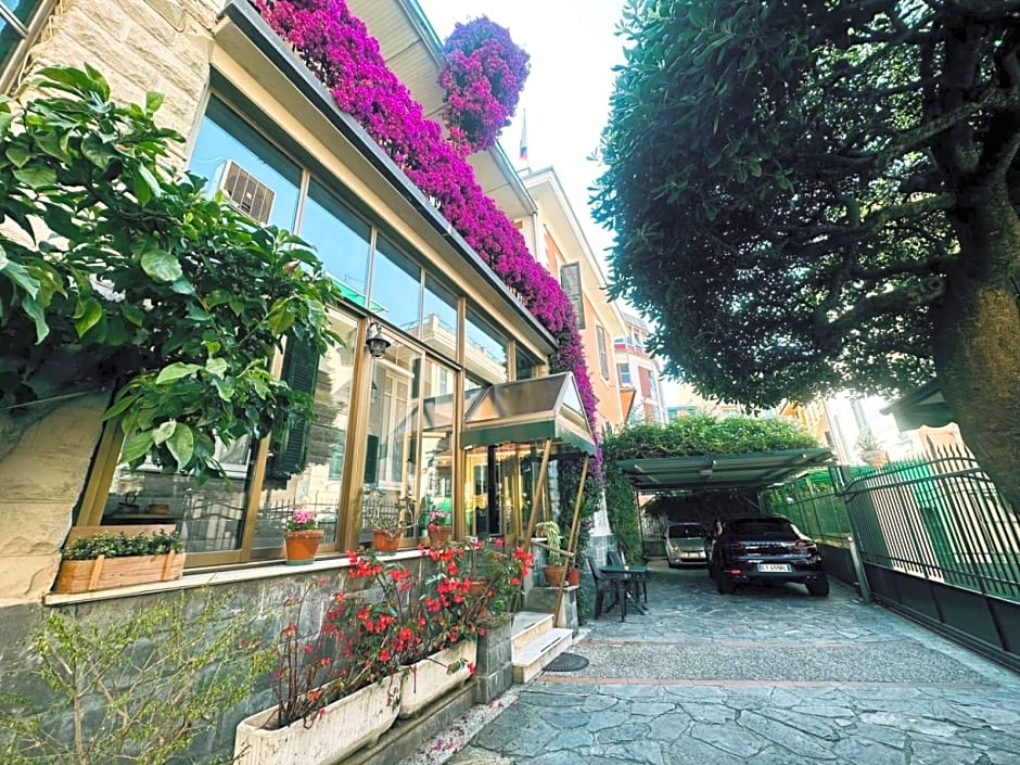 Mirarti Boutique HOTEL