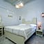 Hotel Anixis