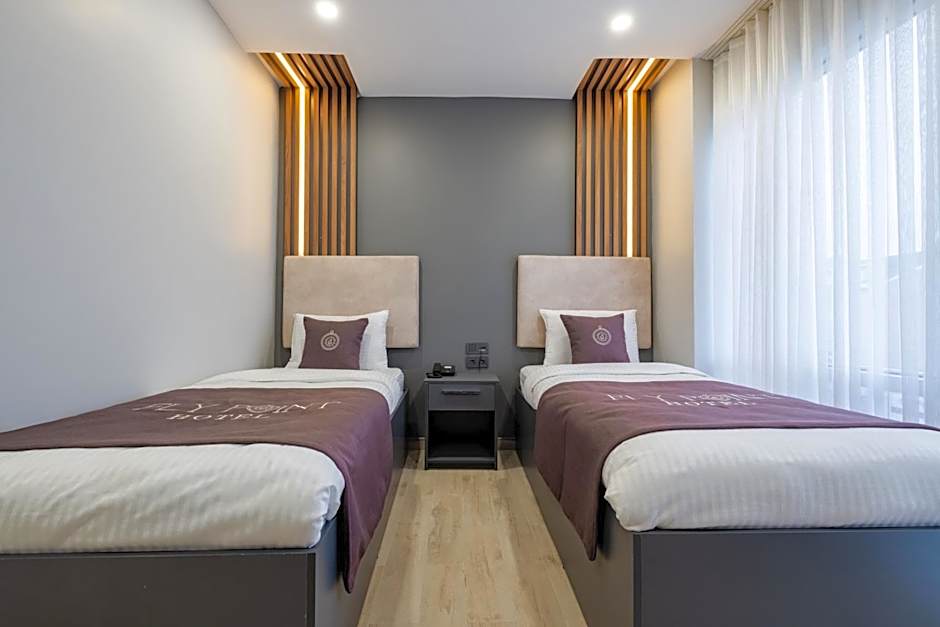FLY POINT AIRPORT HOTEL