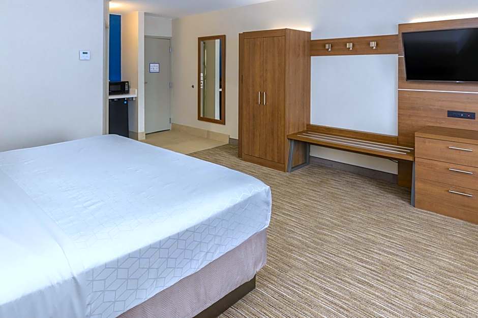 Holiday Inn Express Southington By IHG