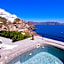 Pezoules of Oia