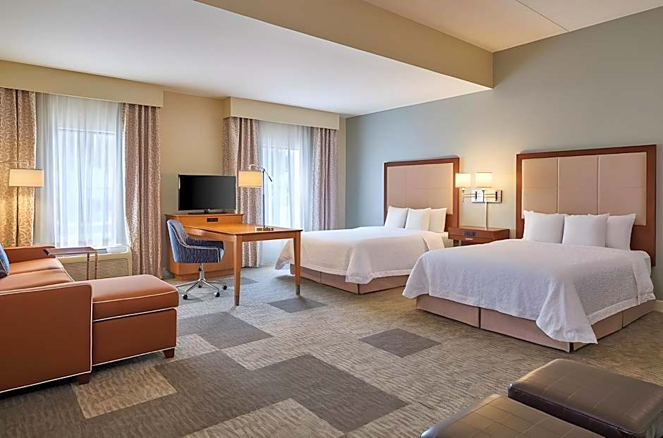 Photo 1 of 10 of 2 Queen Beds, Hearing/Mobility Accessible, Roll in Shower