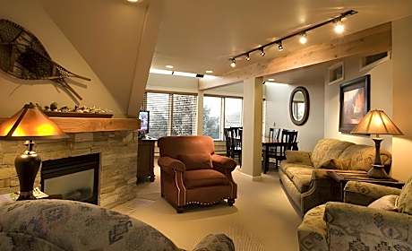 Standard 1 Bedroom Condo