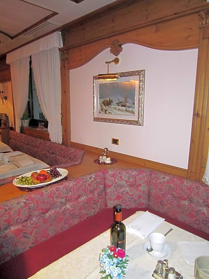 Hotel Alpina