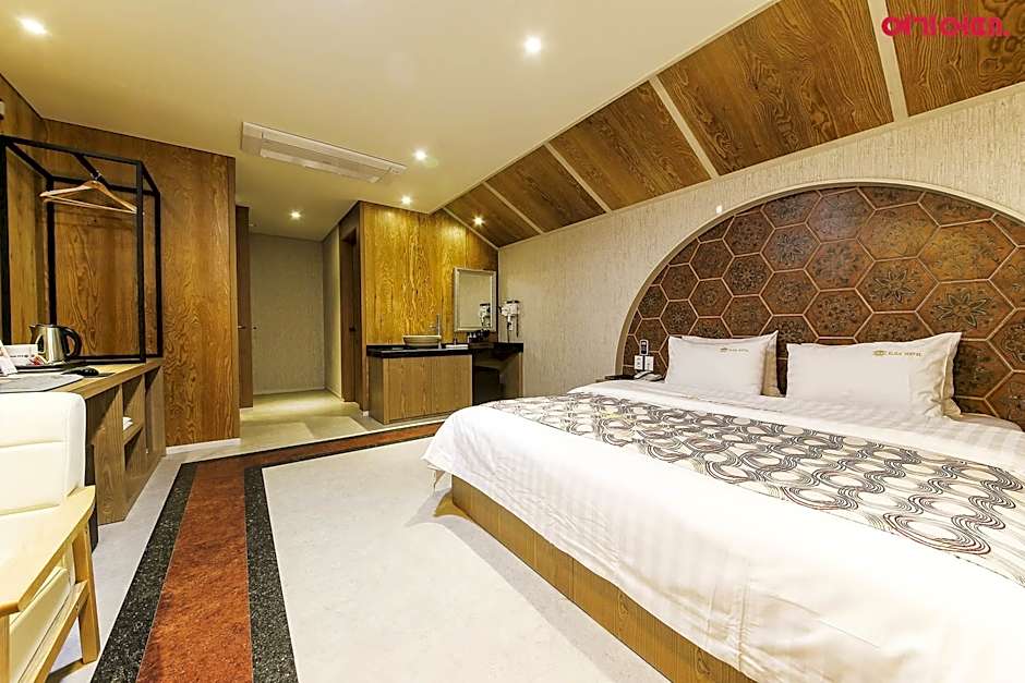 Hwaseong (Hyangnam) elga tourist hotel