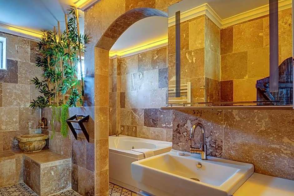 Moonlight Of Cappadocia