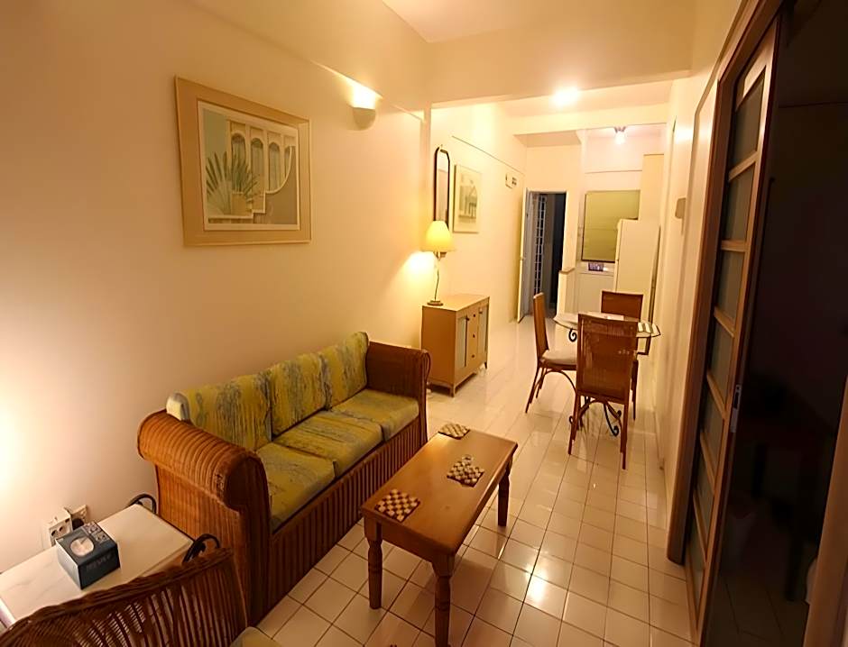 Paradise Lagoon Apartment