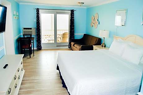 Oceanfront King Suite