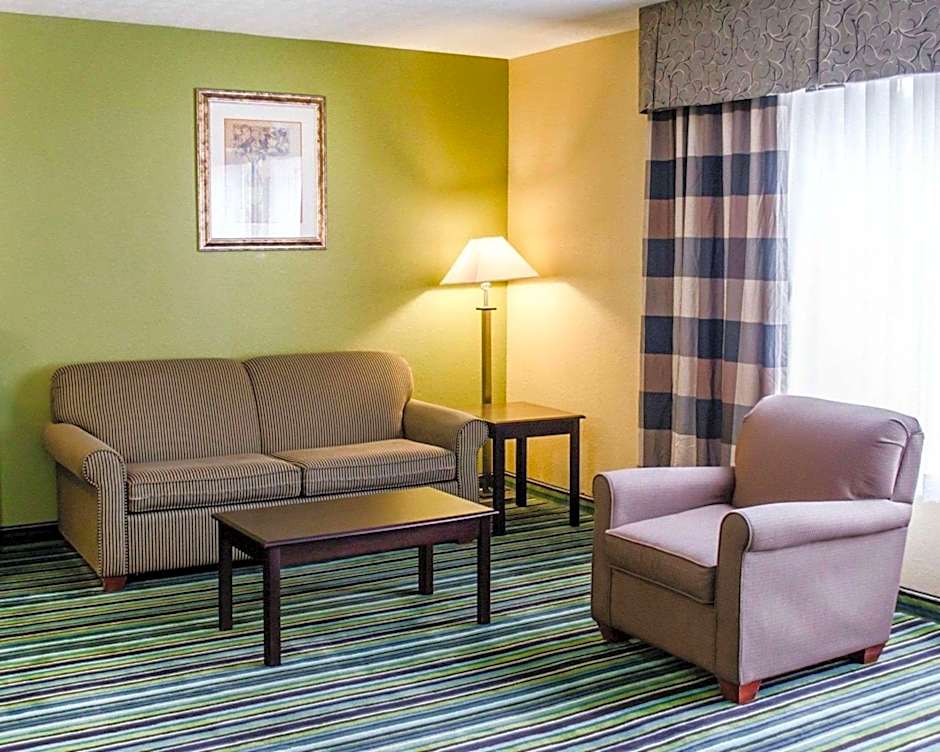 Quality Inn & Suites Medina - Akron West