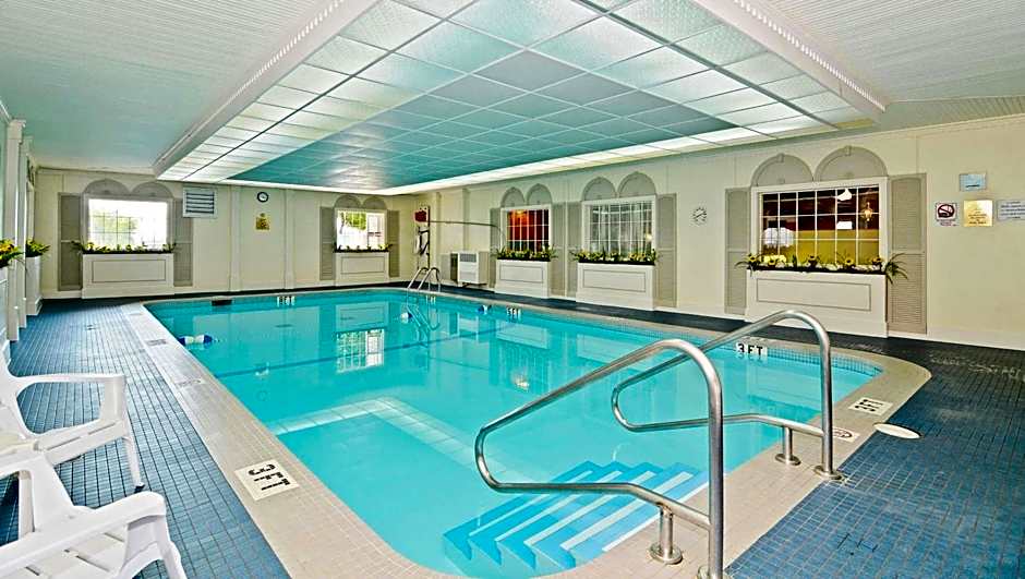 Magnuson Grand Pioneer & Suites
