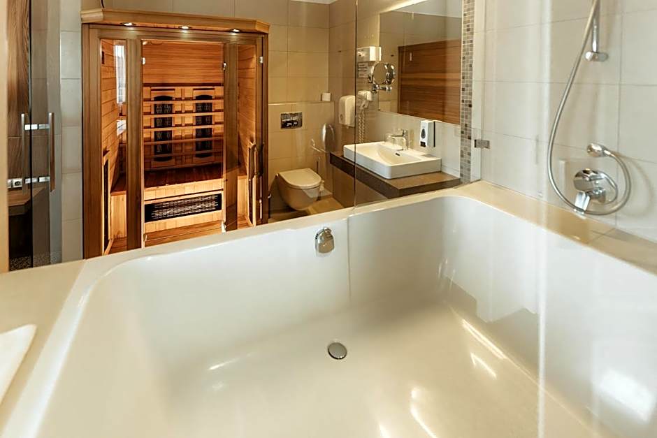 Duna Wellness Hotel