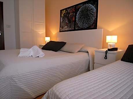 Triple Room with Terrace
