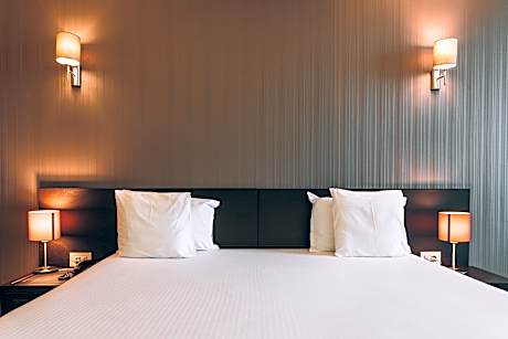 2 Room King Bed Suite