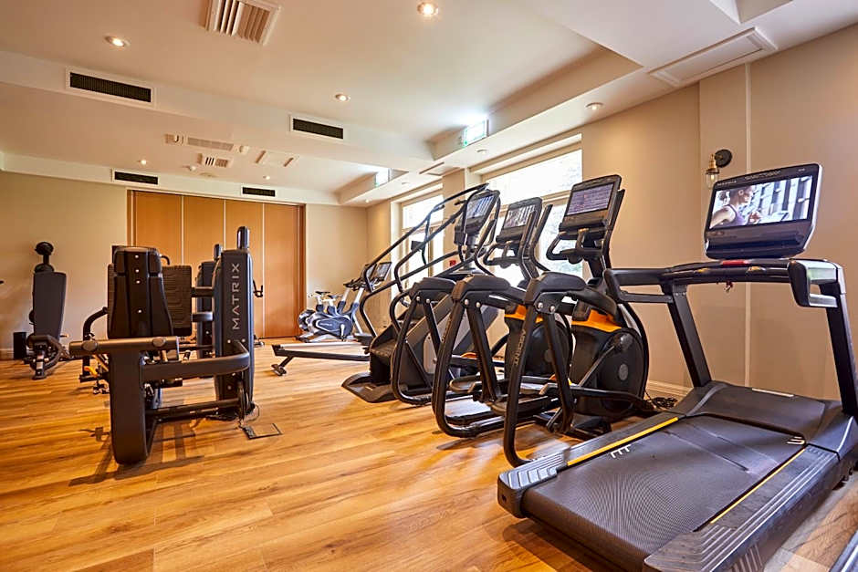 The Retreat, Elcot Park