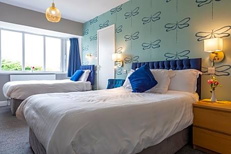 Triple Room with Shower