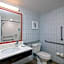 Hampton Inn By Hilton And Suites El Paso-Airport