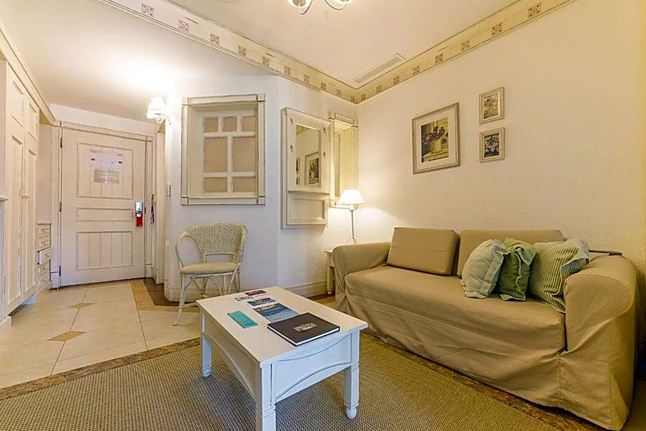 Comfortable Studios at IL Campanario Resort ILCJR