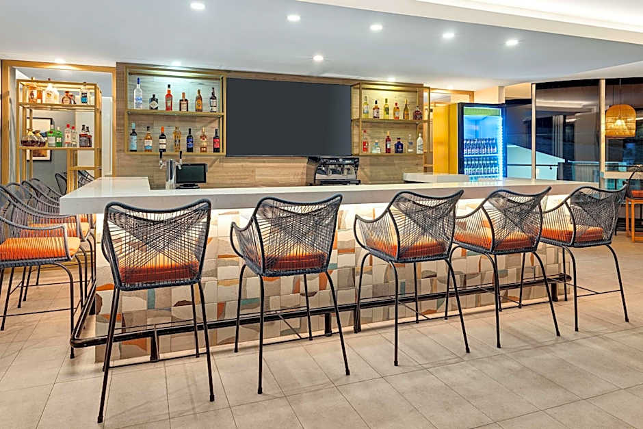 Hilton Garden Inn San Jose Airport City Mall