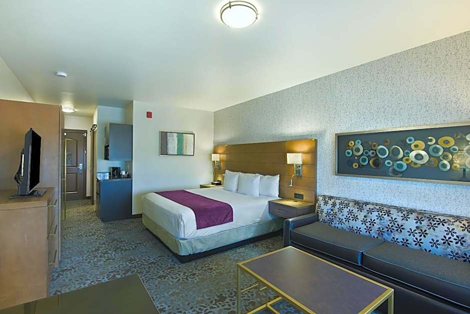 Oxford Suites Sonoma - Rohnert Park