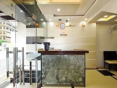 Hotel Central Residency