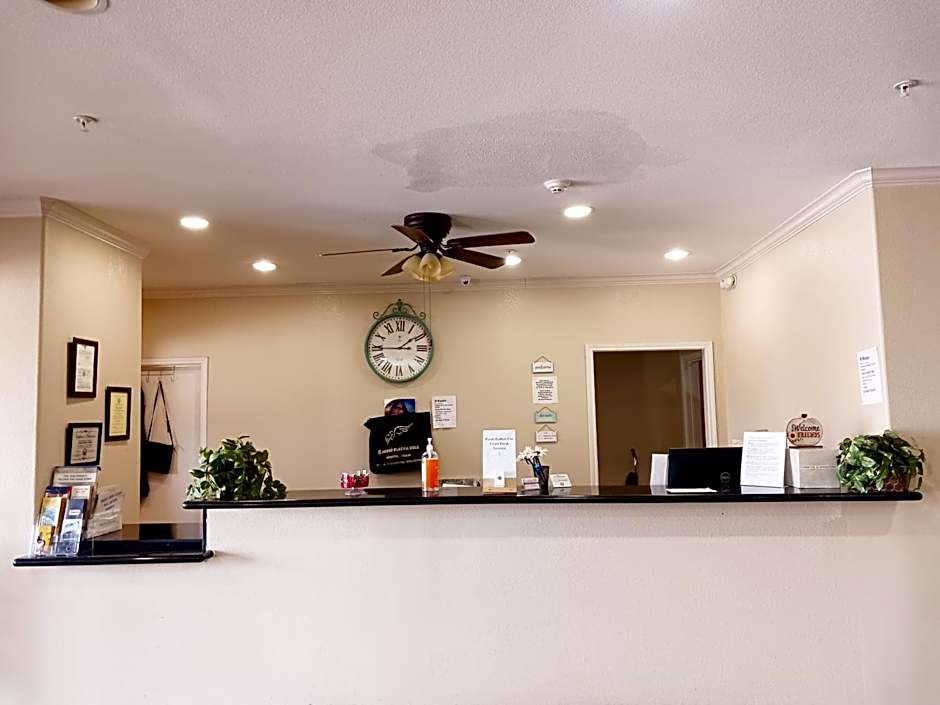 Yorktown Inn and Suites