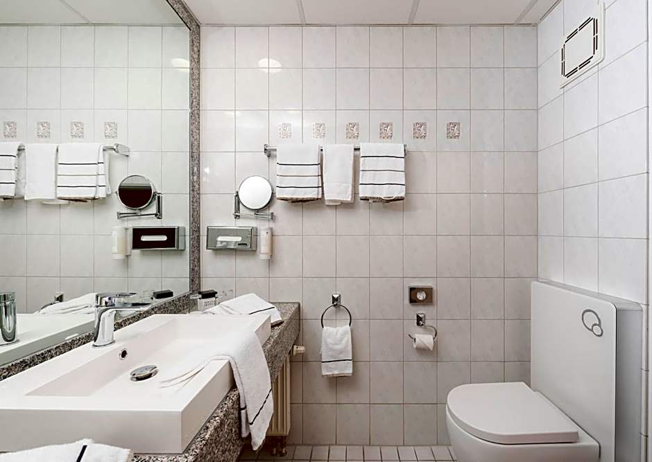 NOVINA HOTEL Sudwestpark