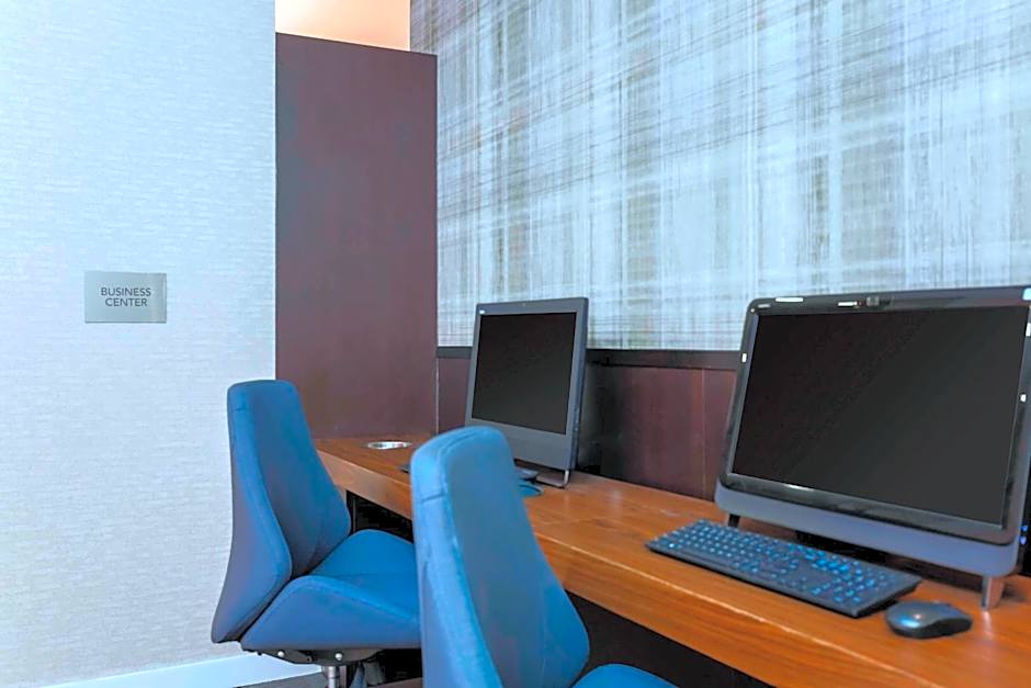Courtyard by Marriott Tampa Brandon