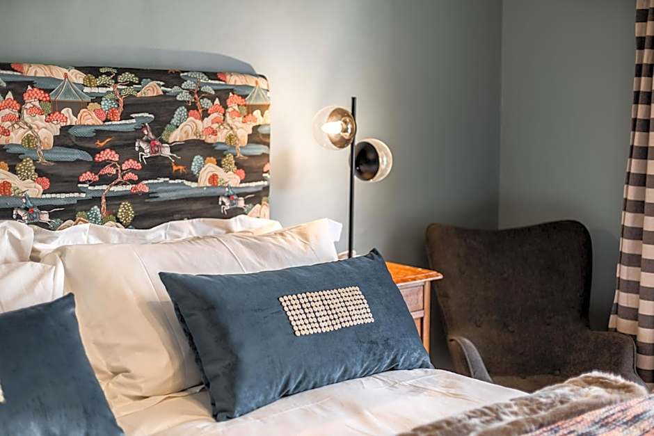 Welgeluk Feather Palace