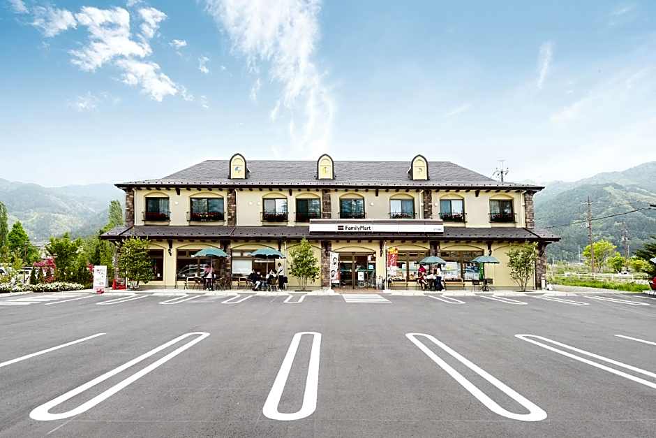 HOTORI no HOTEL BAN