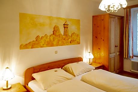 Hotel & Hostel Sandwirt