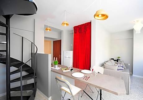 Live in Athens, PSYRRI Central Apartments