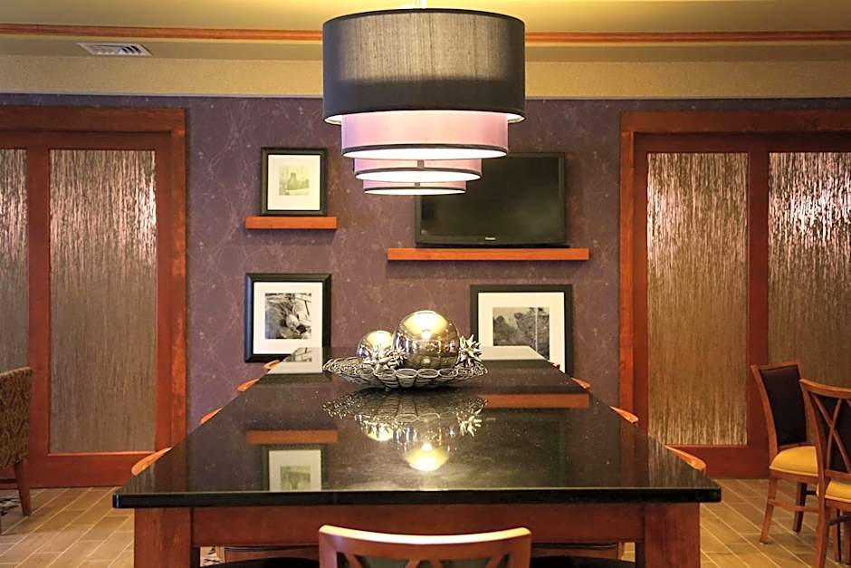 Hampton Inn By Hilton Easton