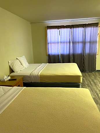 2 Queen Beds Non-Smoking