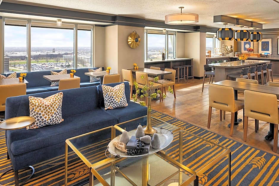 Sheraton Overland Park Hotel At The Convention Center