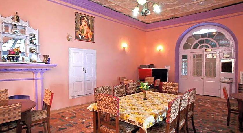 Prince Hotel