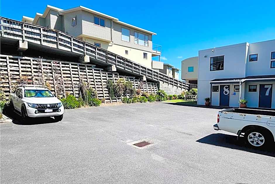 Wrights by the Sea Motel