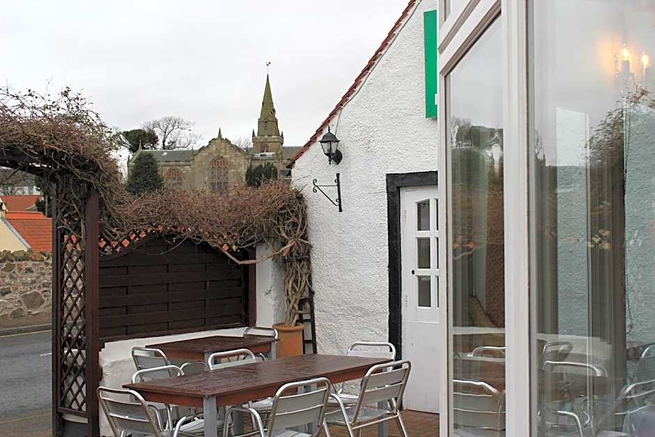 The Upper Largo Hotel & Restaurant