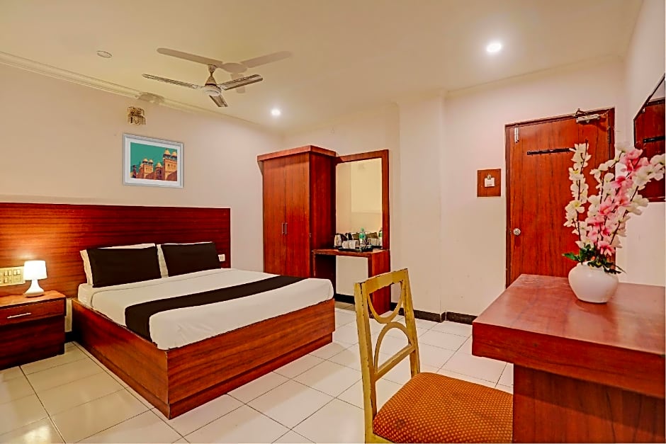 Hotel O Vaishnavi Park