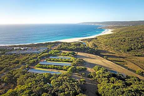 Chandlers Smiths Beach Villas