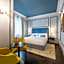Glimpse Hotel