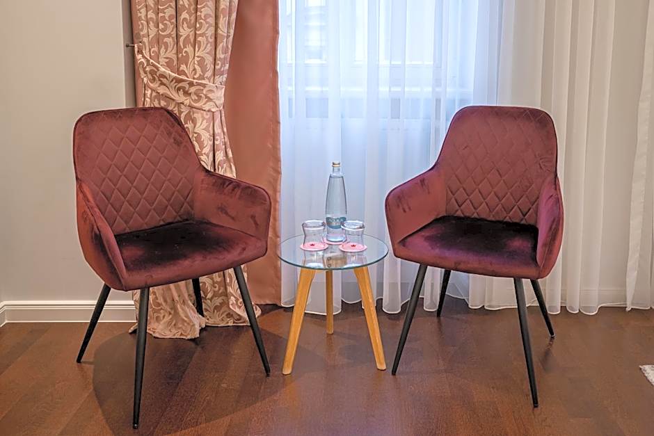 Golden Key Boutique Hotel