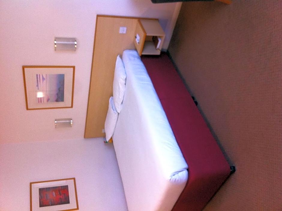 Days Inn Warwick South M40