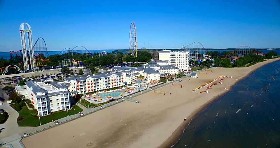 Cedar Point Hotel Breakers