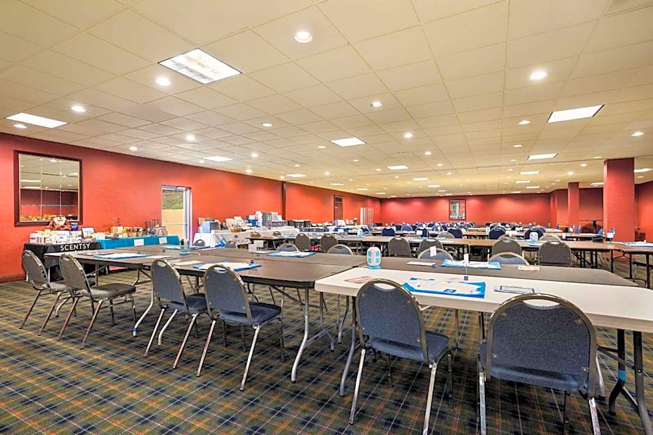 Quality Inn & Suites Syracuse Fairgrounds