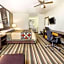 Super 8 by Wyndham Brookhaven